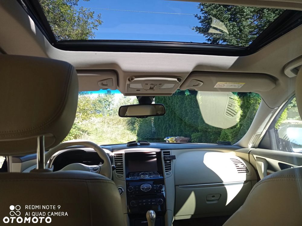 Infiniti QX70 3.7 GT Premium - 16