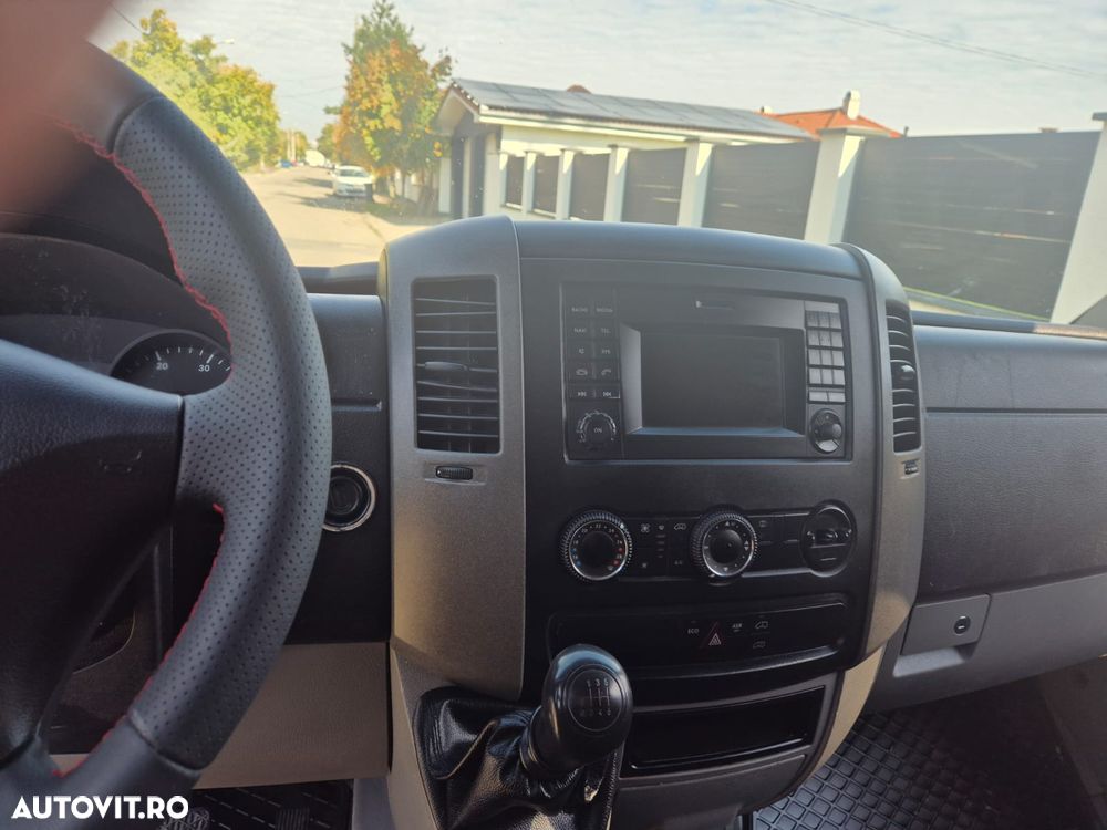 Mercedes-Benz Sprinter - 6