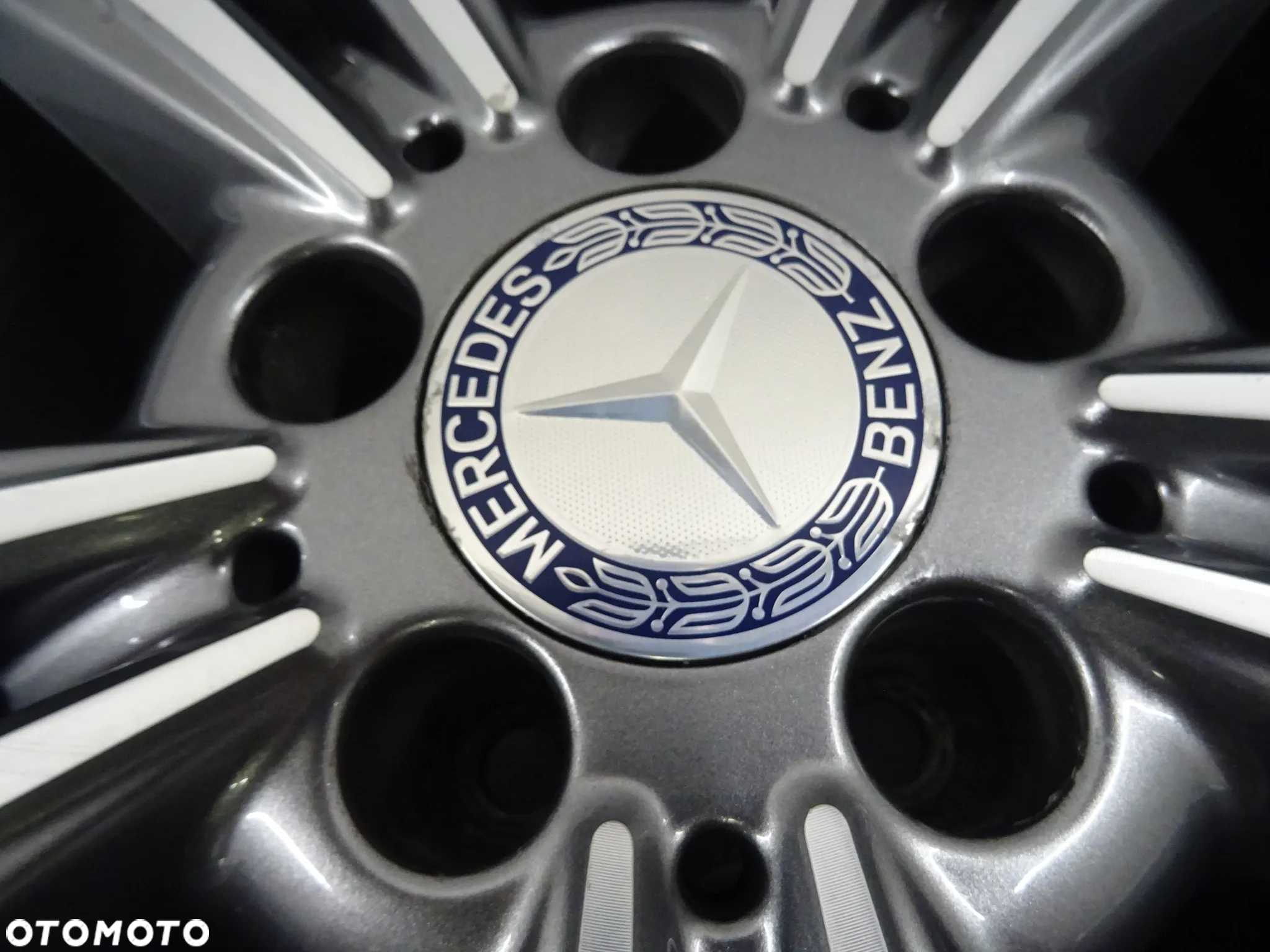 MERCEDES W212 LIFT FELGI ALUMINIOWE ALUFELGI 5X112 R17 8J ET48 TPMS - 16