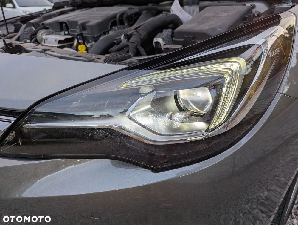 Opel Astra 1.4 Turbo Innovation - 17