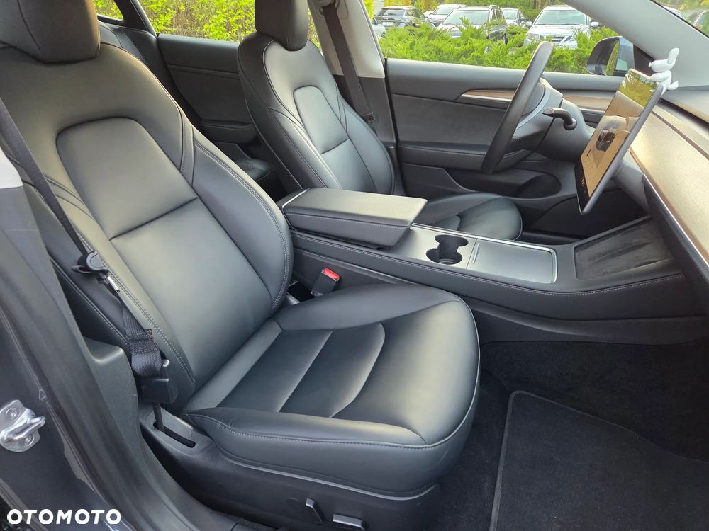 Tesla Model 3 Standard Reichweite Plus Hinterradantrieb - 13
