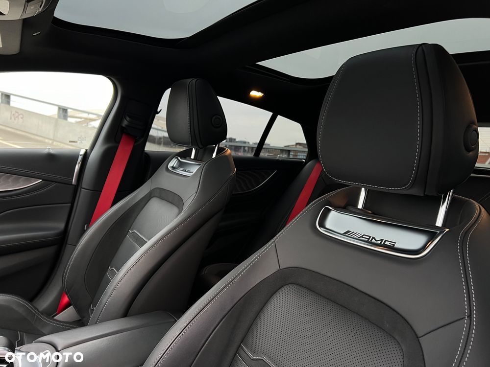 Mercedes-Benz AMG GT 43 4-Matic+ - 35