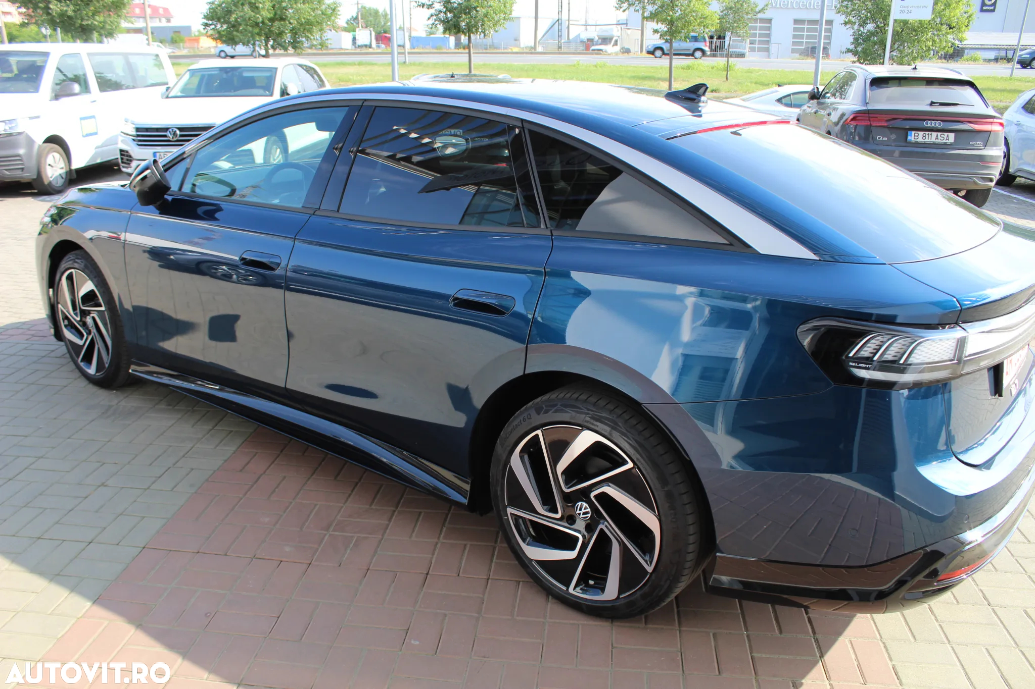 Volkswagen ID.7 77 kWh Pro - 14