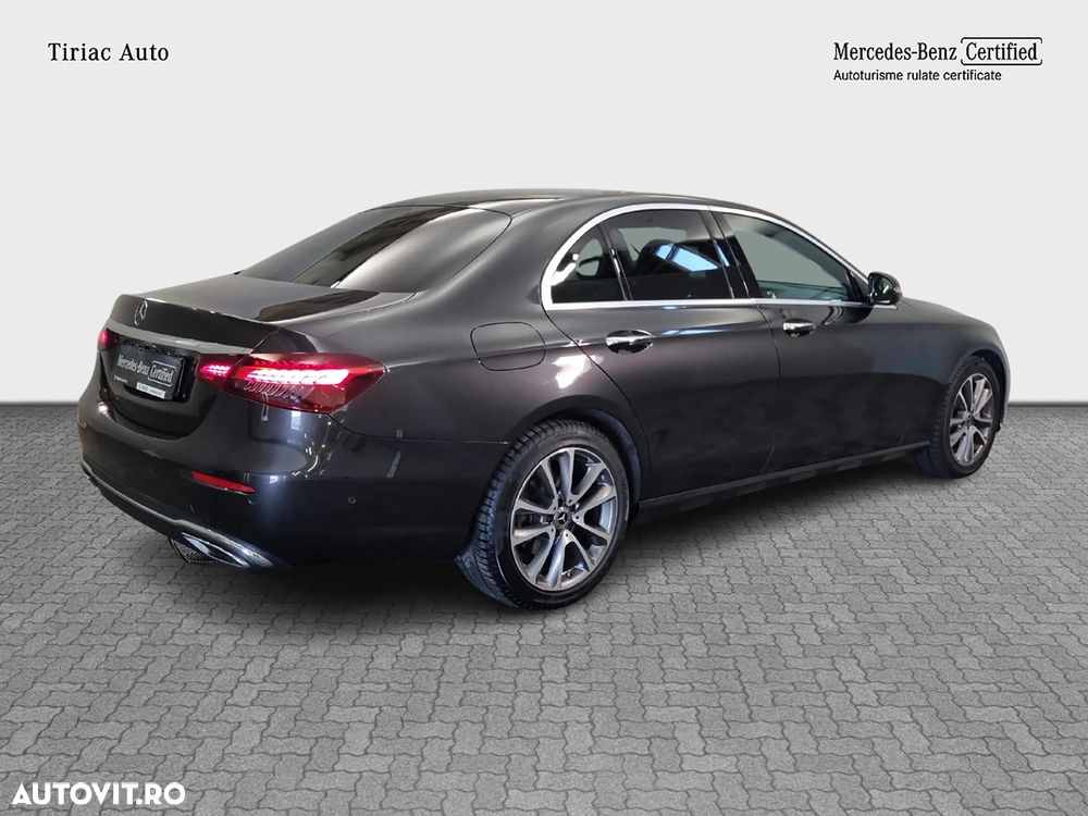 Mercedes-Benz E - 6