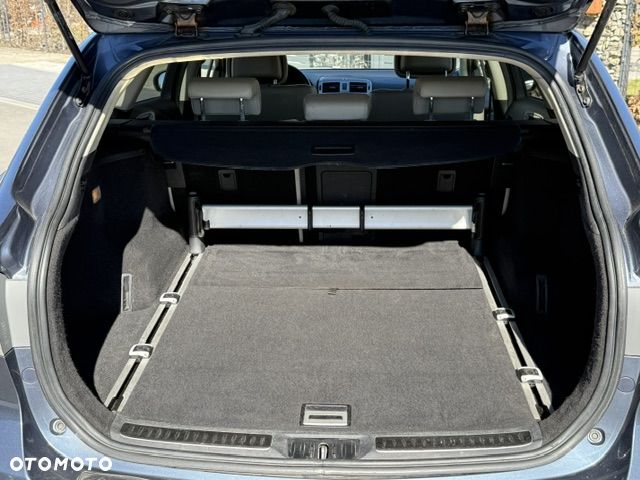 Toyota Avensis 2.0 D-4D Premium - 14