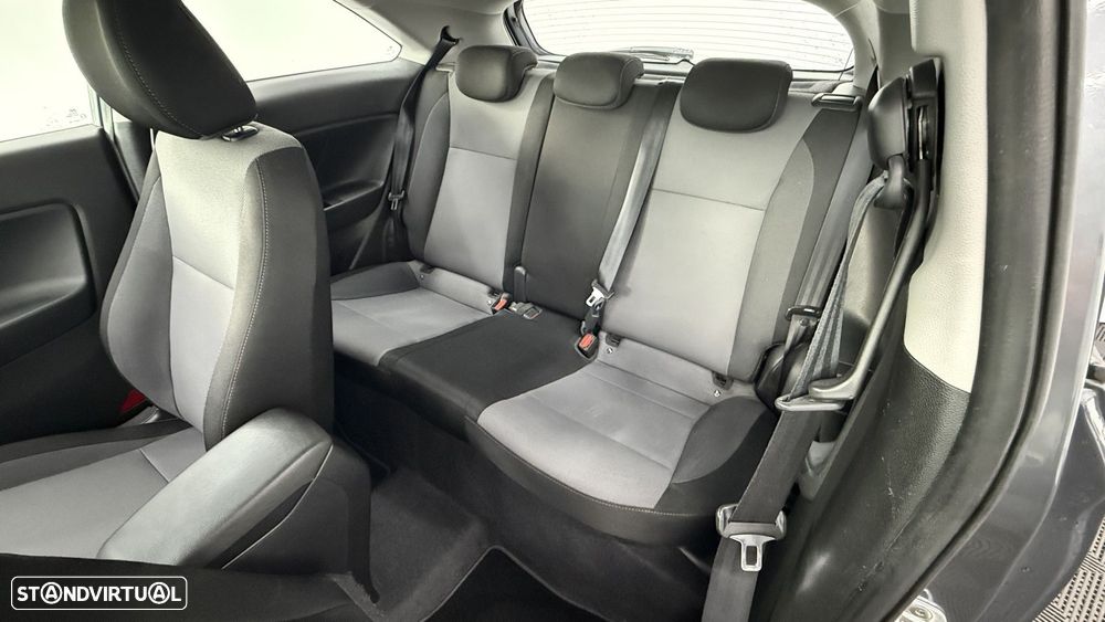 Hyundai i20 - 14
