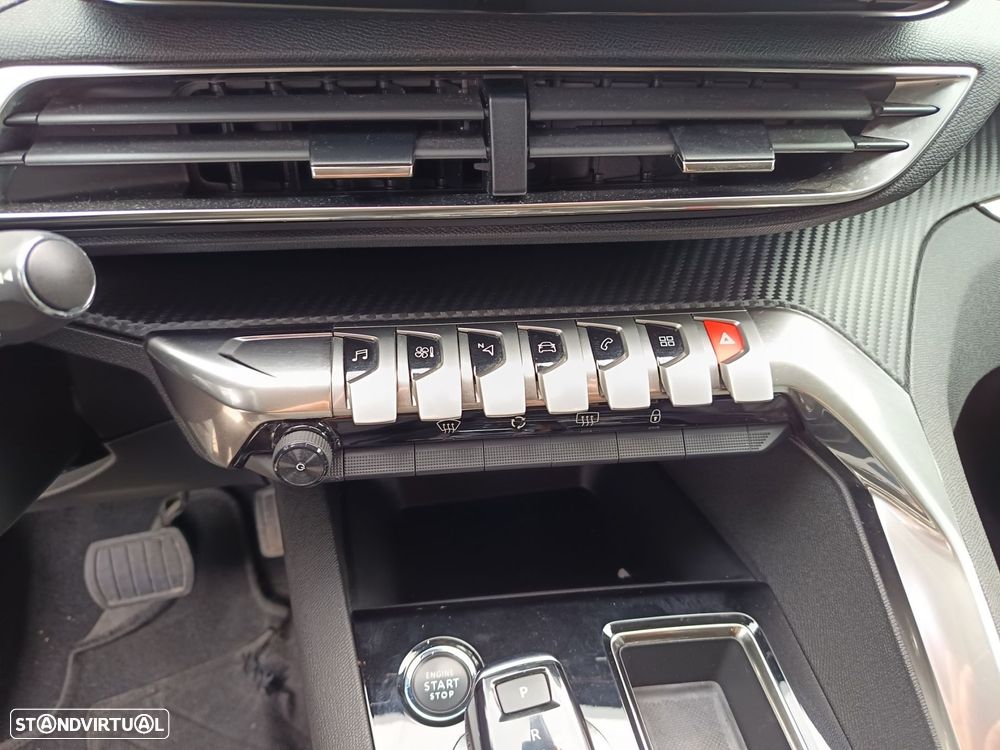 Peugeot 5008 1.5 BlueHDi Allure Pack EAT8 - 23