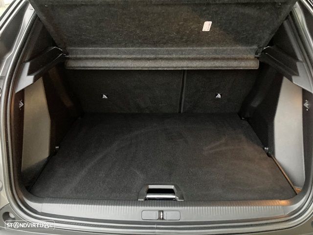 Peugeot 2008 1.2 PureTech GT Line - 42