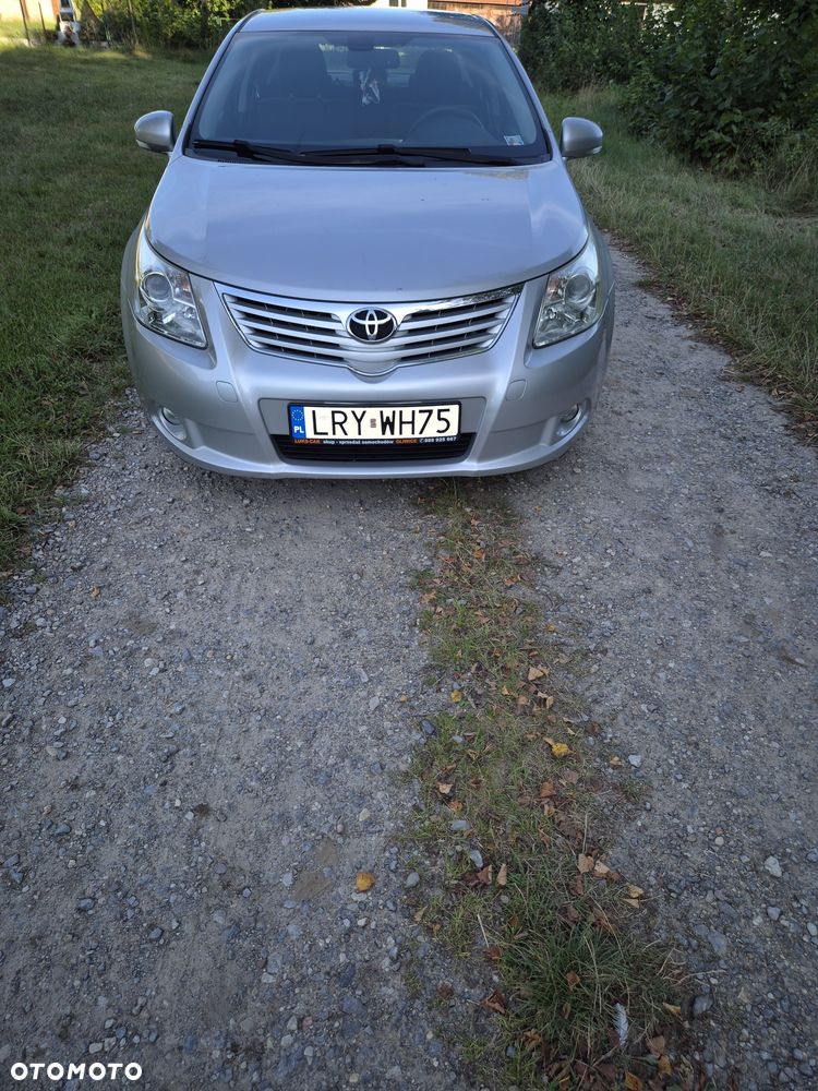 Toyota Avensis - 5