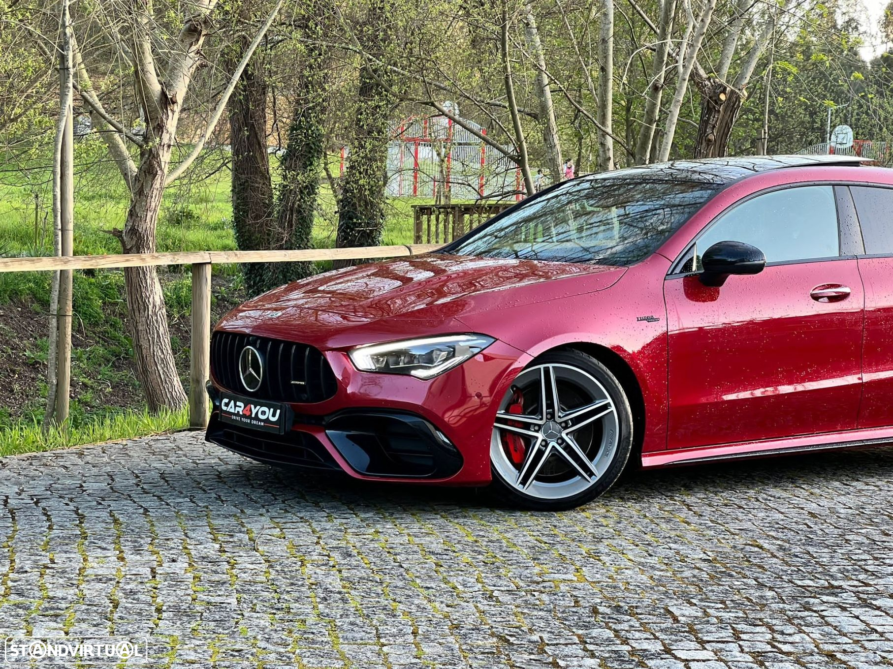 Mercedes-Benz CLA 45 AMG S Shooting Brake 4Matic+ - 11