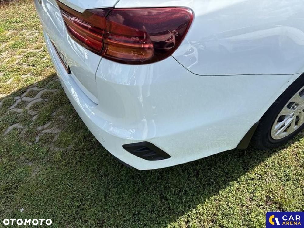 Kia Ceed - 38