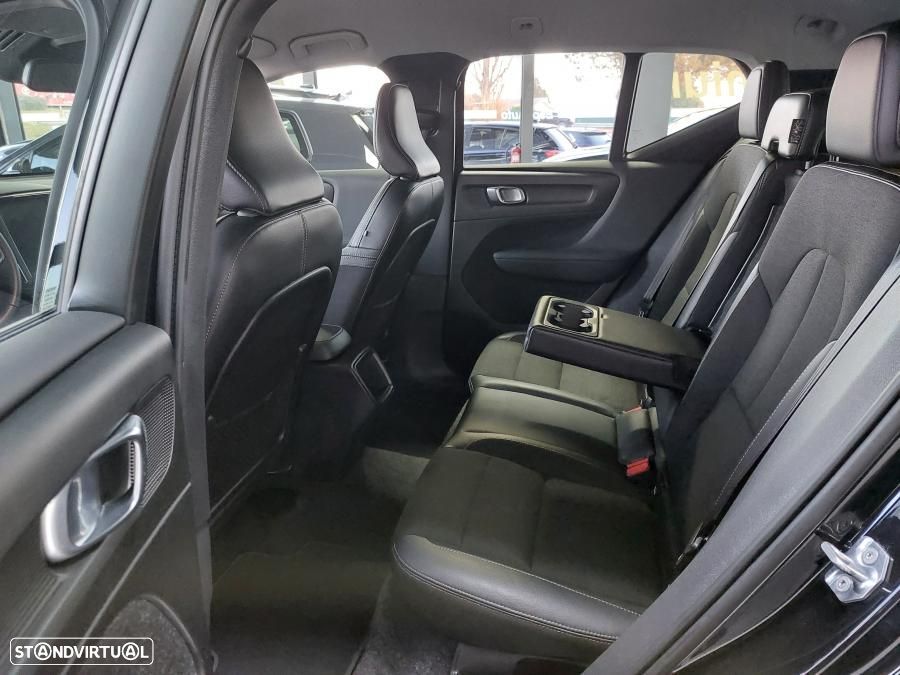 Volvo XC 40 2.0 D3 Momentum - 12