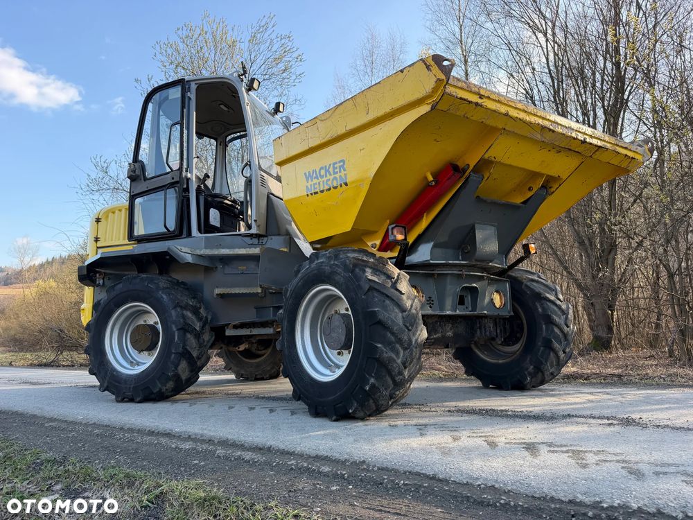 Wacker Neuson DW60 Wozidło 4x4. 6 ton ładowność z Pełną kabiną. Centralne smarowanie! OBROTOWA koleba 2500 mtg 2018 rok.  Jak nowe z salonu PERKINS turbo silnik. Pochodzi z Norweskiego Gospodarstwa Ziemniaczanego! Pełne sterowanie dżojstik REWERS HYDROSTATIC Ogrzewana Kabina Opony zero zużycia. Aktualna DEKRA. Kamery wysokiej jakośći! Zero luzów i wycieków. Szybka wolna jazda. Wielka Okazja - 37