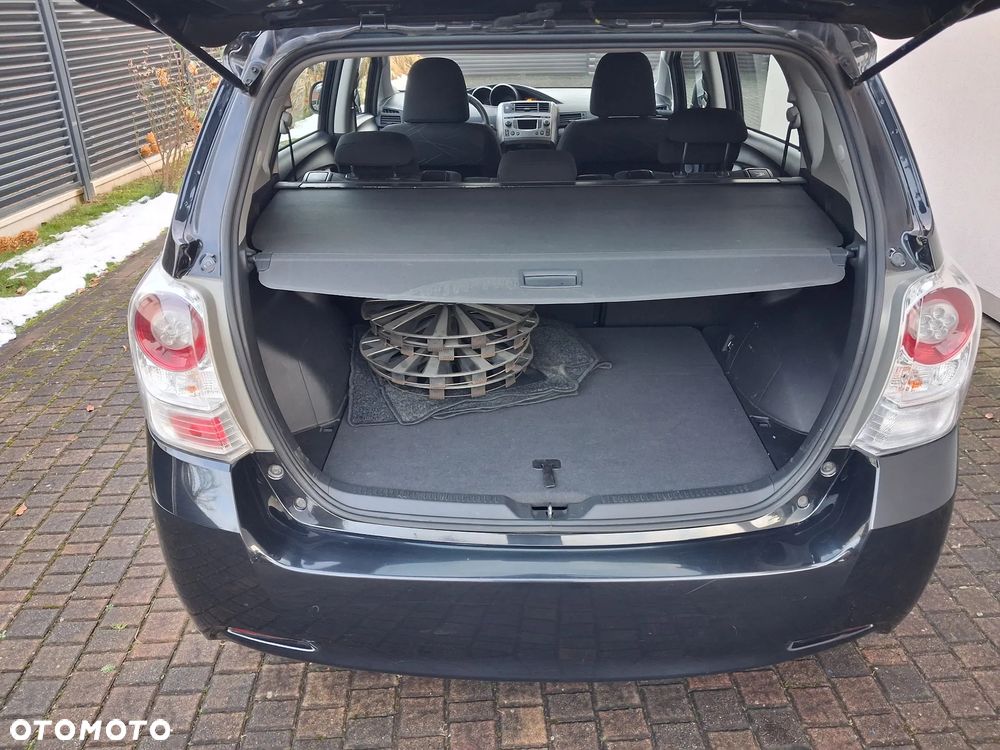 Toyota Verso 1.6 Luna - 4