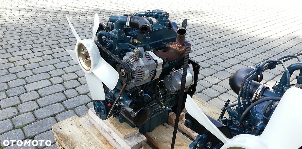 SILNIK Kubota D905-E D905 E 17,5 kW 3600rpm 0,9l 11500zł netto - 3