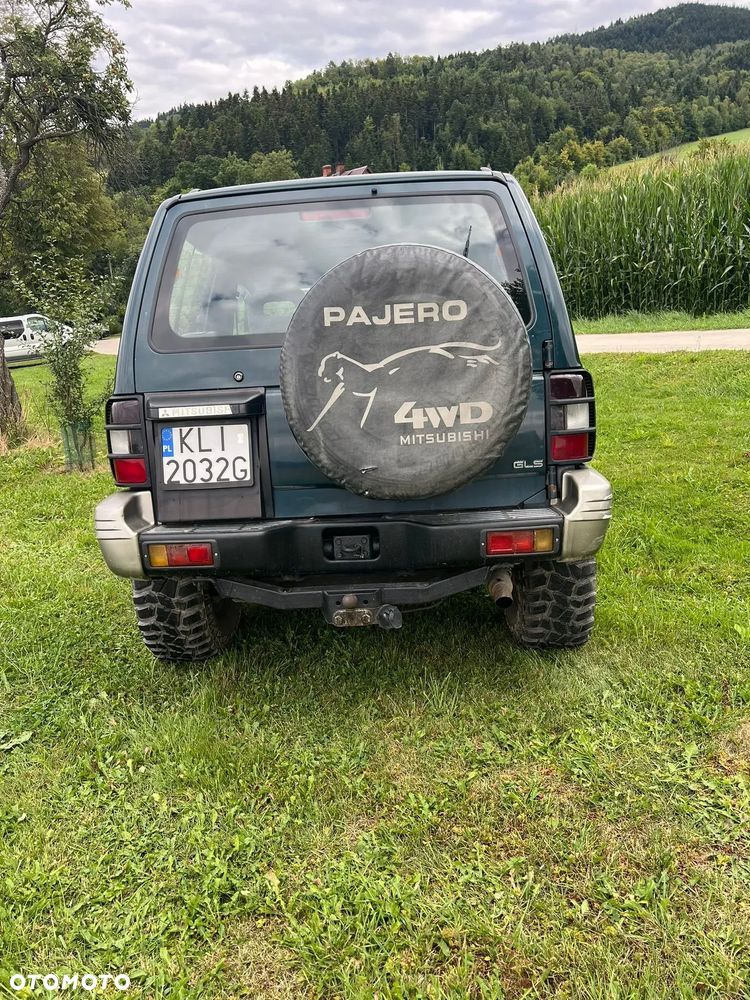 Mitsubishi Pajero 2.5 TD GLS - 2