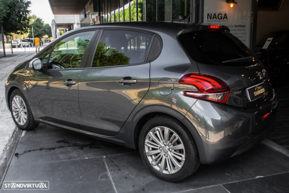 Peugeot 208 82 PureTech Style - 3