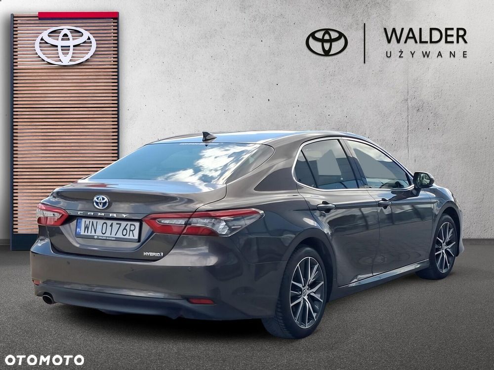 Toyota Camry 2.5 Hybrid Executive CVT - 7