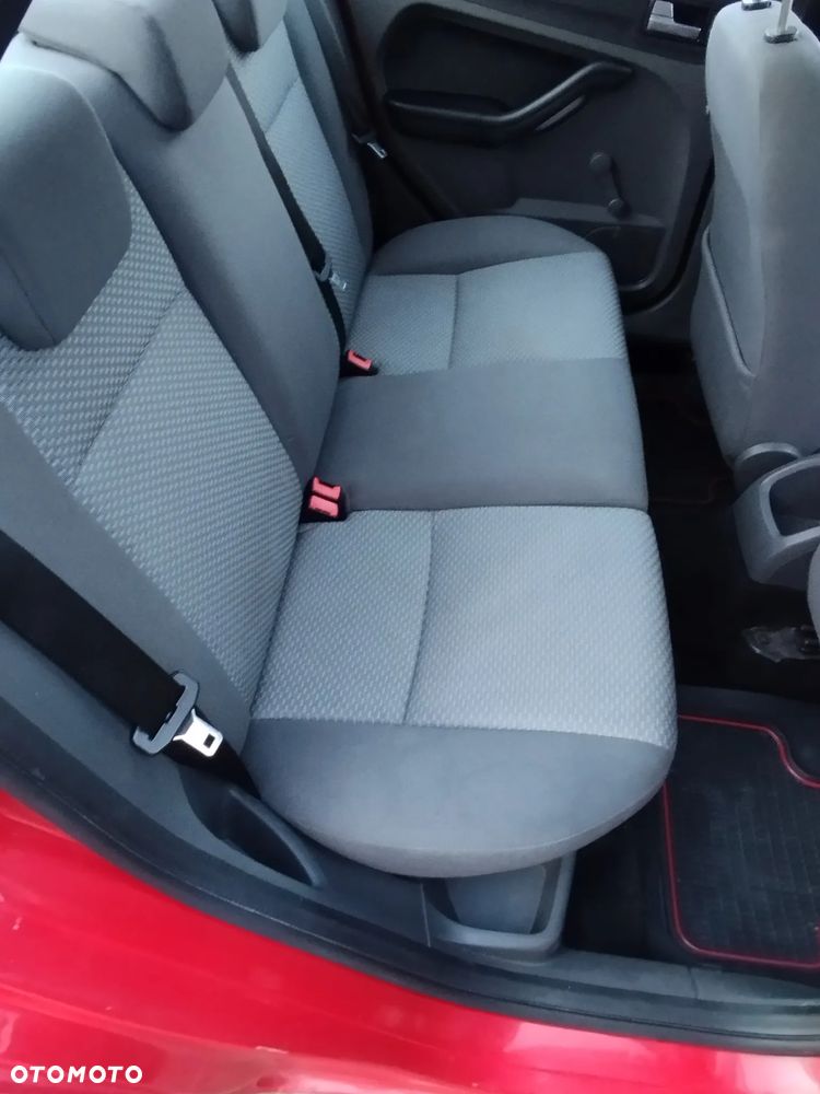 Ford Focus 1.6 TDCi FX Silver - 6