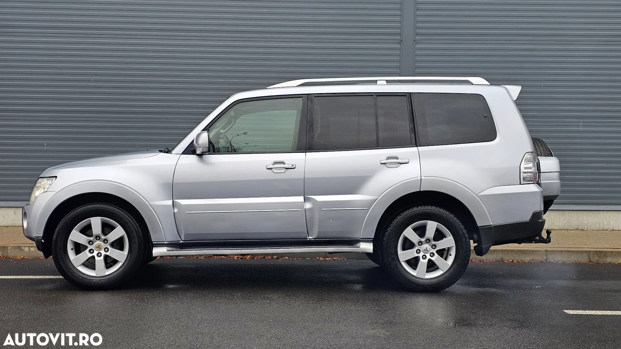 Mitsubishi Pajero LWB 3.2 DI-D Instyle A/T - 31