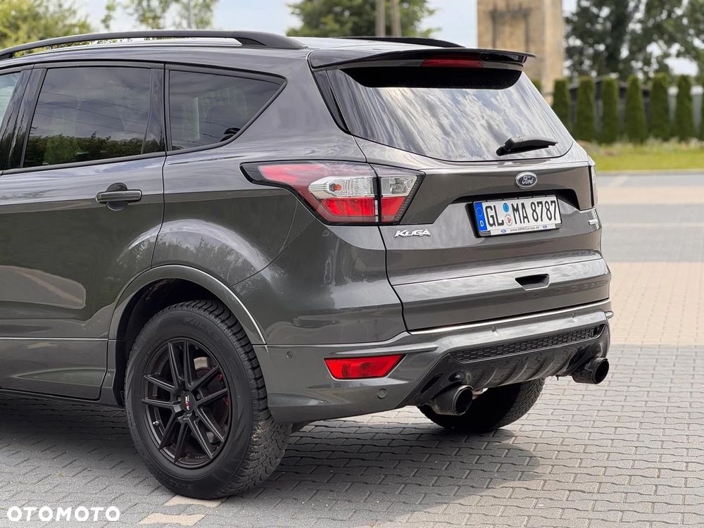 Ford Kuga 1.5 EcoBoost 2x4 ST-Line - 27