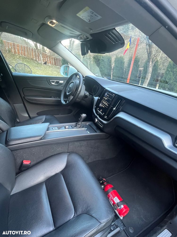 Volvo XC 60 D3 Momentum - 11