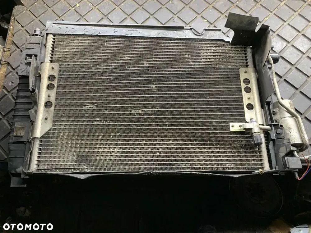 KOMPLET CHŁODNI CHŁODNICA WODY KLIMATYZACJI MERCEDES A KLASA W168 (97-) AUTOMAT - 3