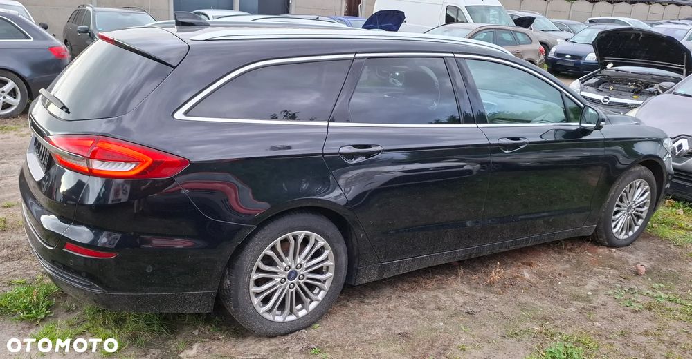 Ford Mondeo 2.0 TDCi Titanium PowerShift - 10
