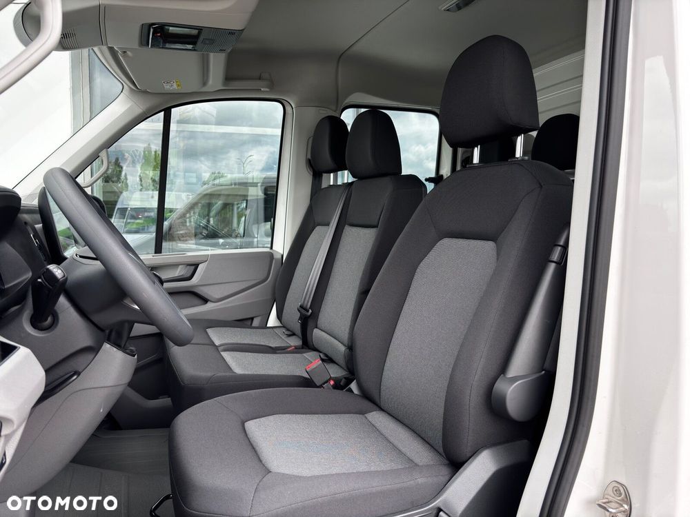 Volkswagen Crafter L4H2 140 KM DOKA 6-manual 7m - 11