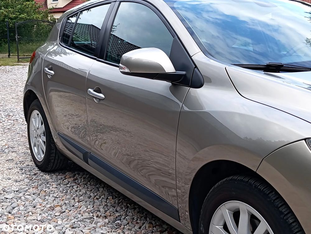 Renault Megane 1.6 16V 110 LIMITED - 10