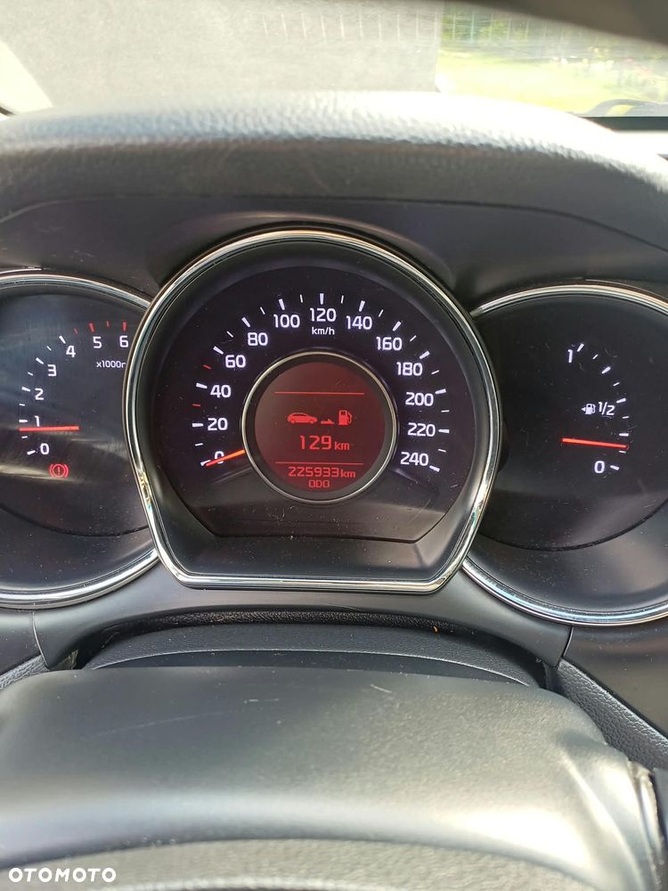 Kia Ceed - 6