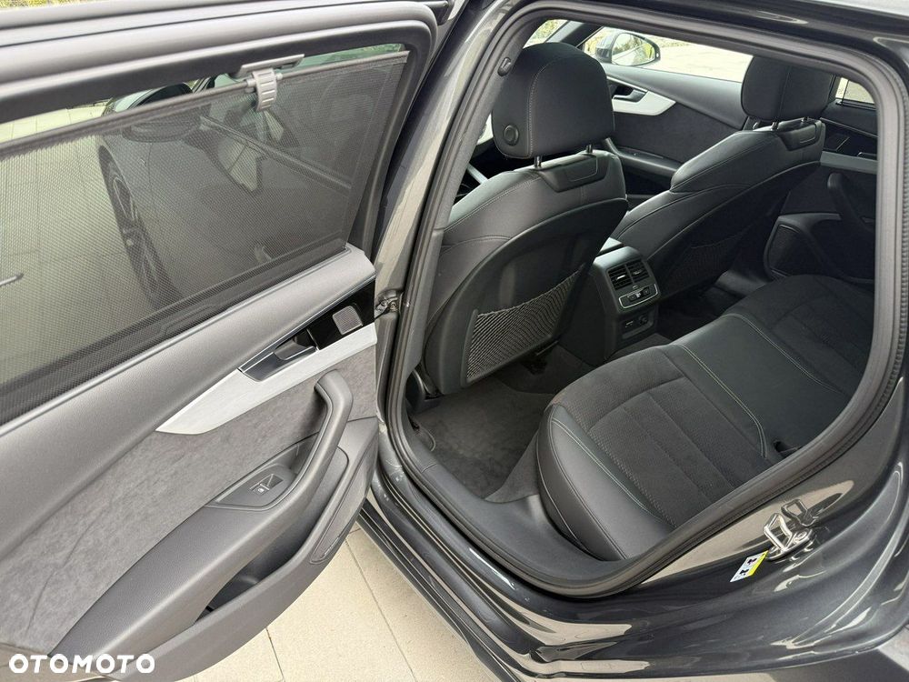 Audi A4 Avant 40 TDI quattro S tronic S line - 34