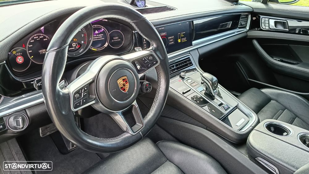 Porsche Panamera Sport Turismo - 6