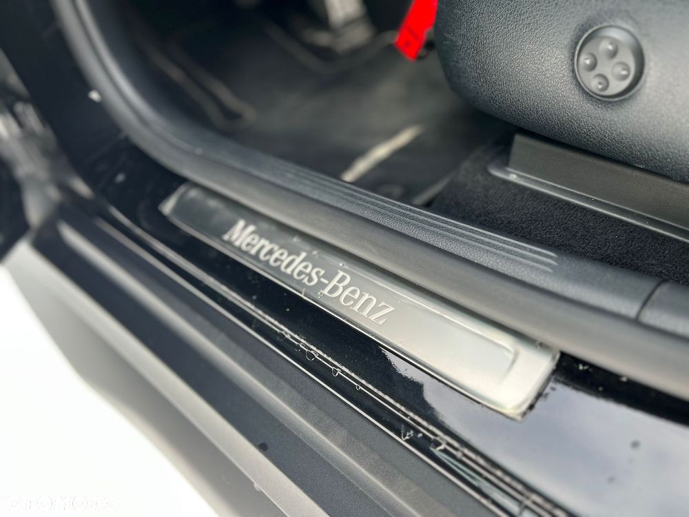 Mercedes-Benz GLC 300 e PHEV 4-Matic AMG Line - 33