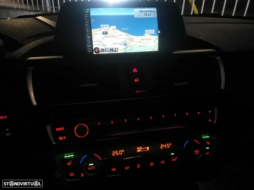 BMW 116 d Pack M - 25