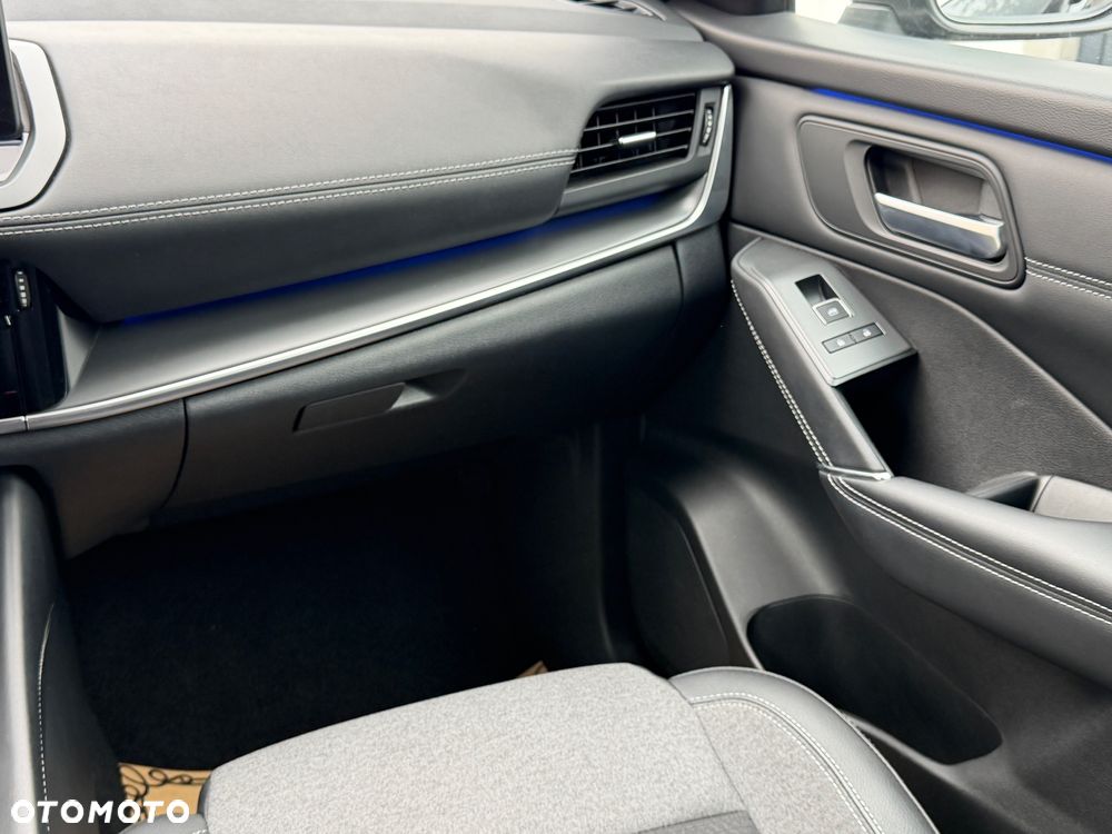 Nissan Qashqai 1.3 DIG-T MHEV N-Connecta - 16