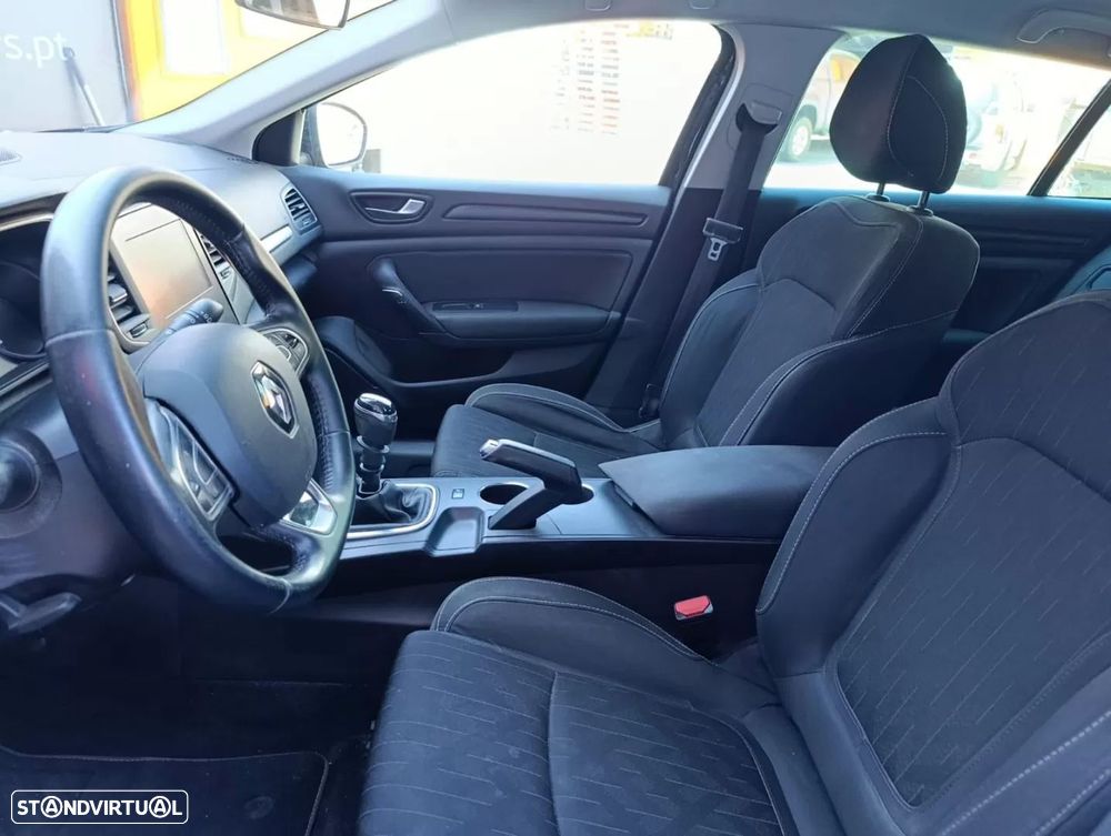 Renault Mégane Sport Tourer 1.5 Blue dCi Limited - 13