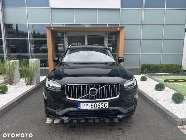 Volvo XC 90 - 9
