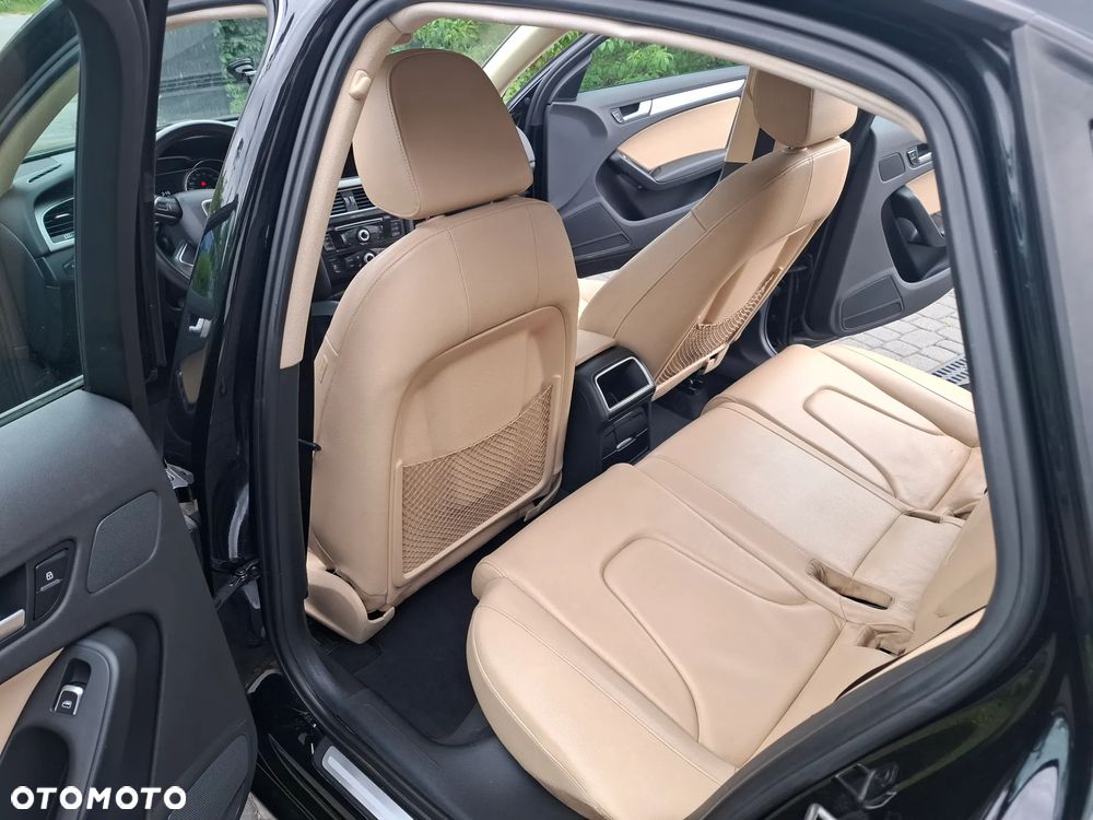 Audi A4 Limousine 2.0 TFSI Quattro - 11