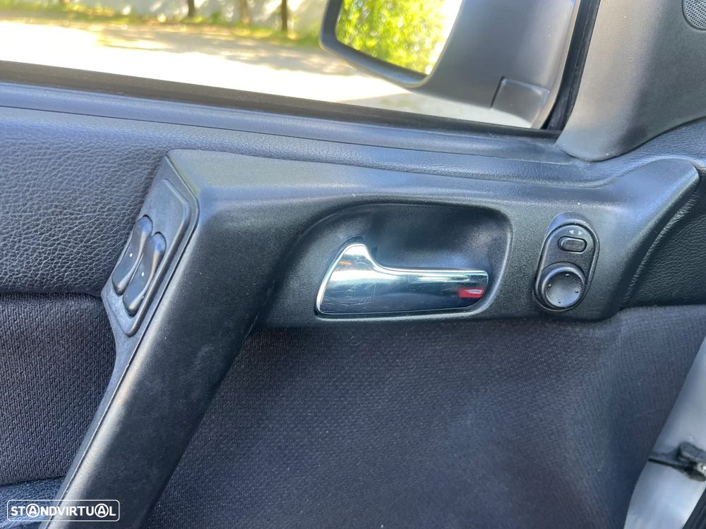 Opel Astra 1.4 Club - 20