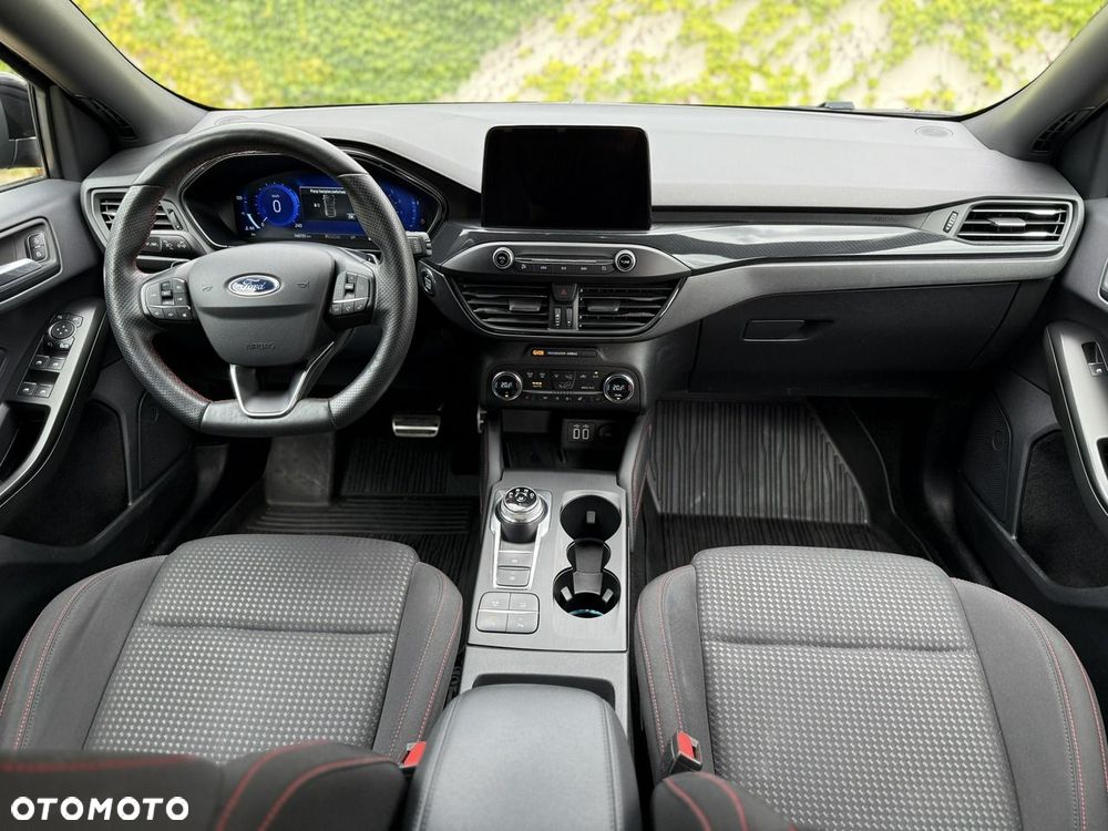 Ford Focus - 7