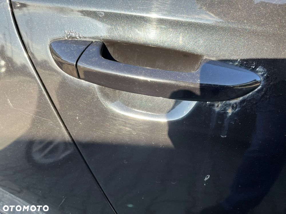 Volkswagen Passat 2.0 TDI DPF Comfortline - 8