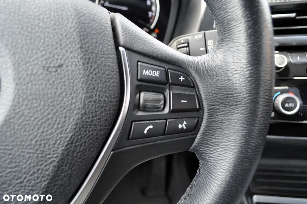 BMW Seria 1 118i GPF Sport Line - 24