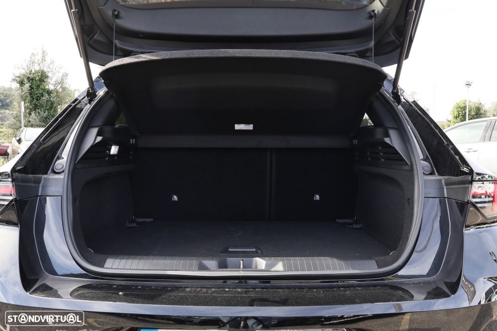 Opel Astra 1.2 T Hybrid GS eDCT - 20
