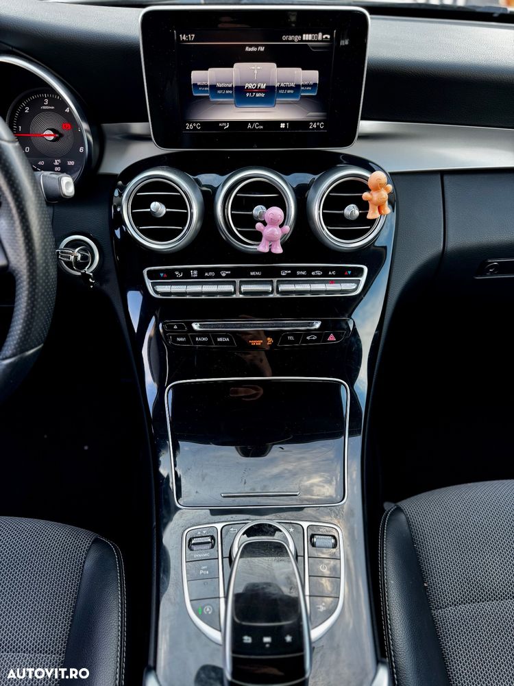 Mercedes-Benz C 220 d Coupe 4Matic 9G-TRONIC - 7