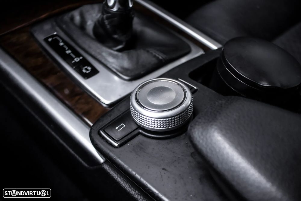 Mercedes-Benz E 220 BlueTEC 9G-TRONIC - 24