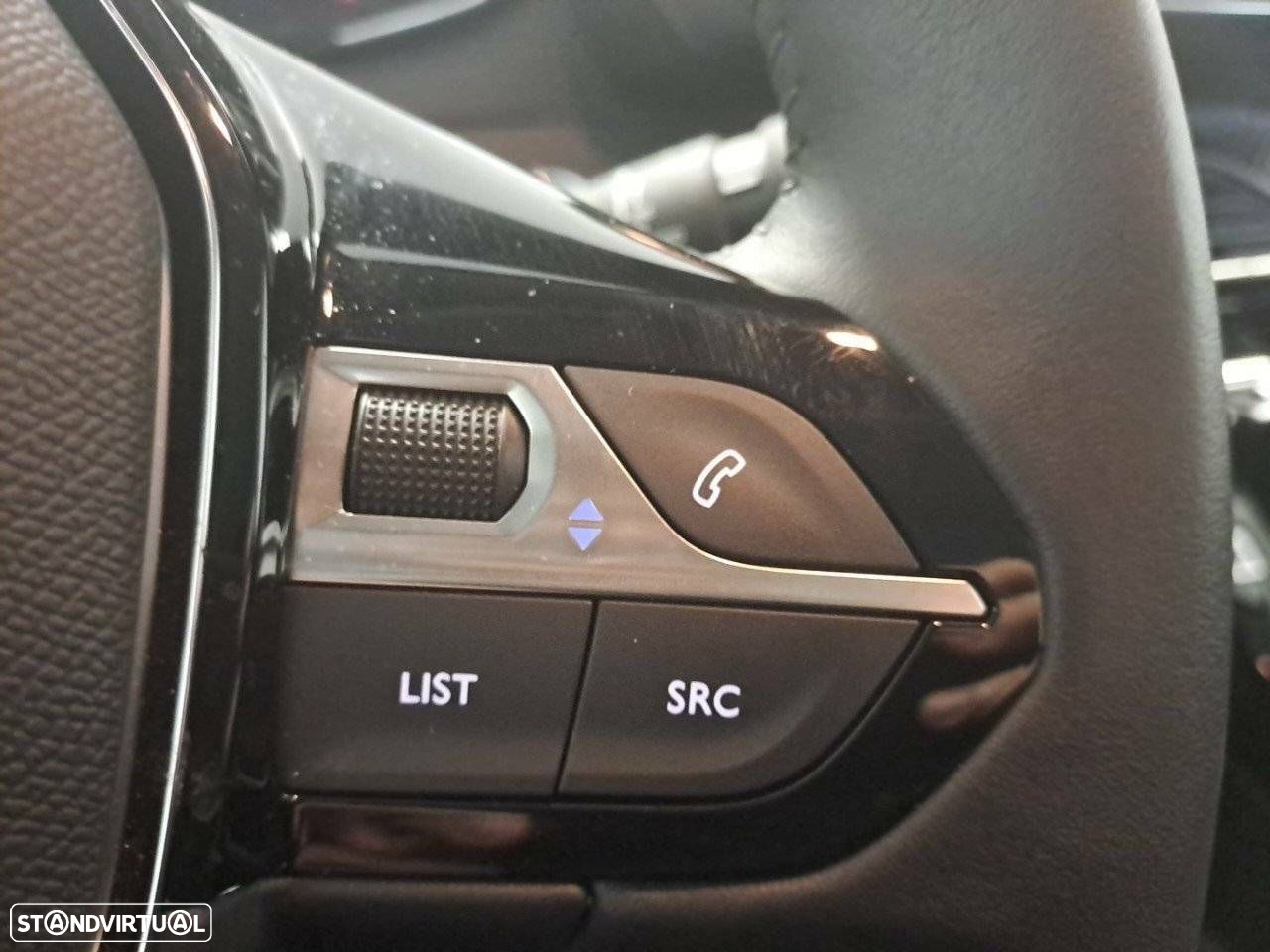 Peugeot e-208 50 kWh Active Pack - 17