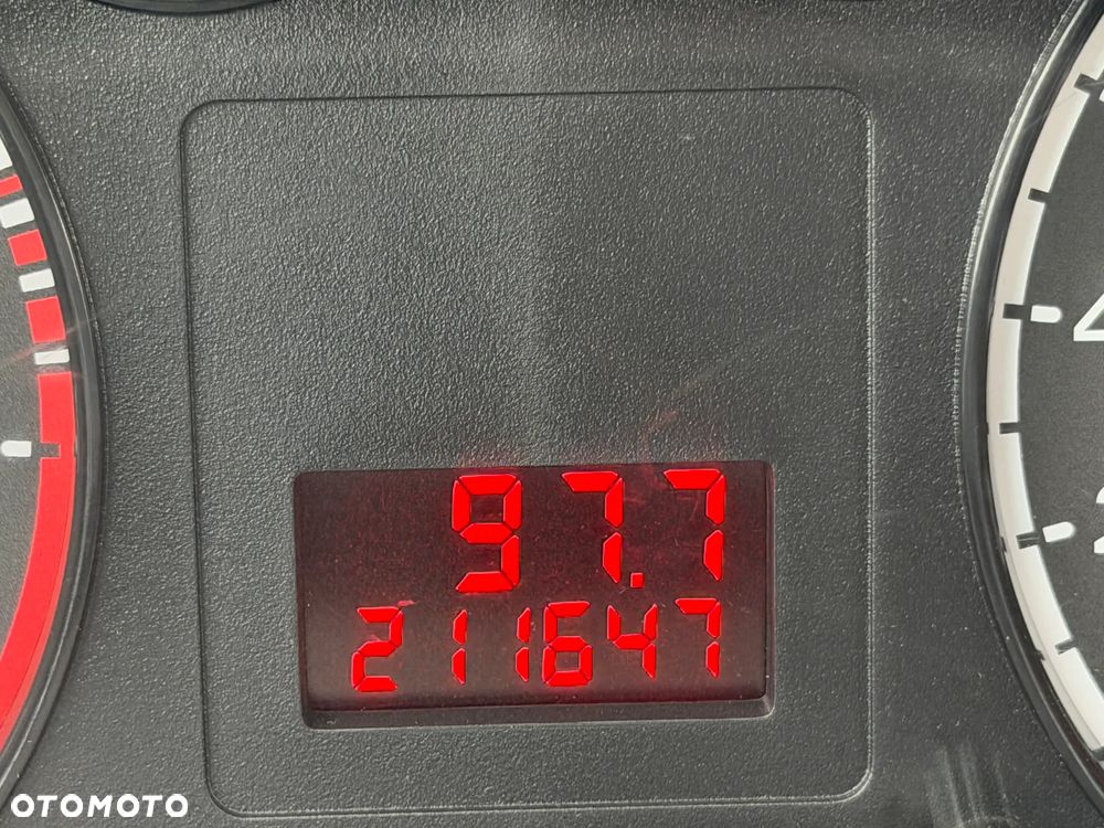 Ford Focus 1.4 Ambiente - 19