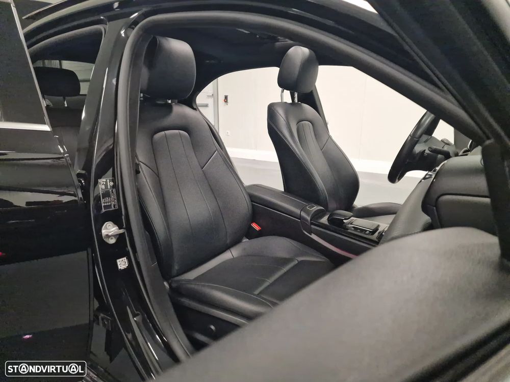 Mercedes-Benz A 180 Limousine d Style Plus Aut. - 29