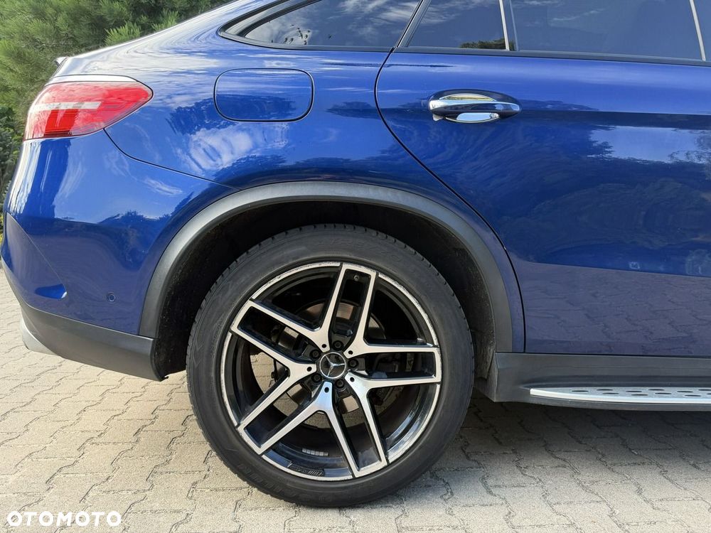Mercedes-Benz GLE - 38